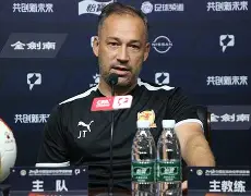 年轻人敢闯敢拼的句子